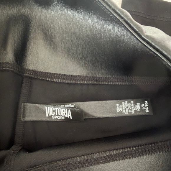 Victoria’s Secret Victoria Sport Sport Black Faux Leather Leggings size Large - Picture 5 of 8